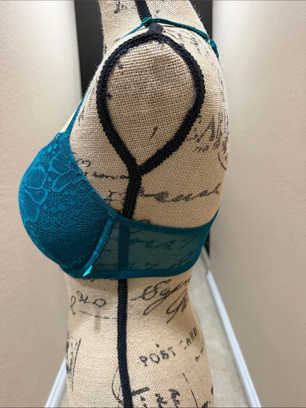 Victoria's Secret Teal Lace Plunge Bra